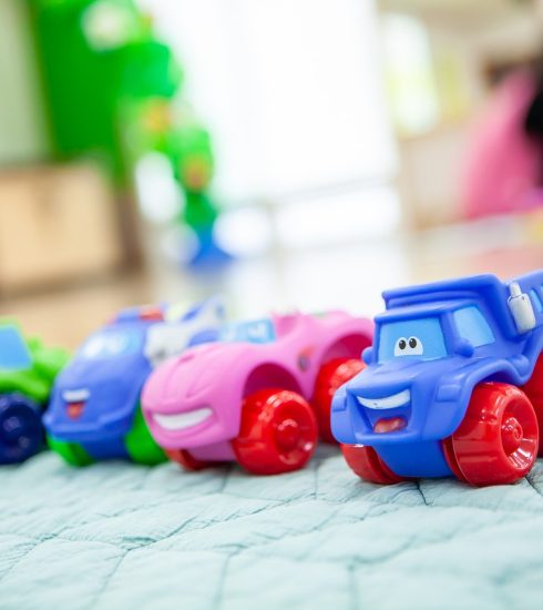 Children S Toys Toys Toy Cars  - congnamoo / Pixabay